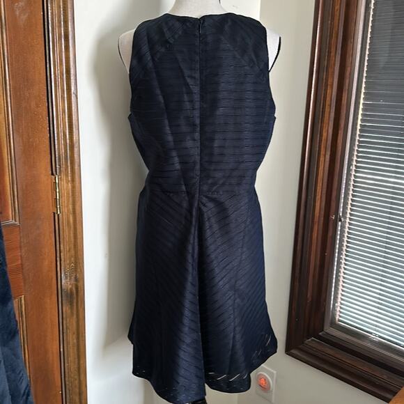 Banana Republic | Maritime Cocktail Dress Size 12P NWT - Picture 5 of 14